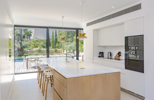 Cap-d'Antibes House | Modern 5 Bedroom Villa in Cap d'Antibes