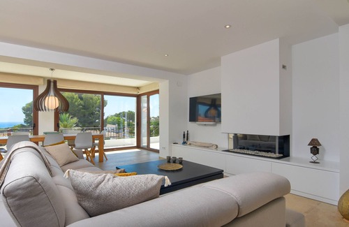 Moravit Villa | Modern and luxury villa in Moraira, Costa Blanca, Spain with heated pool for 6 persons