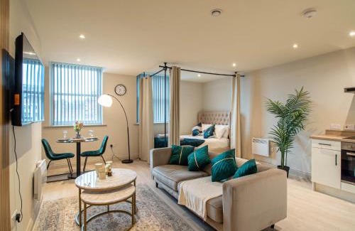 Leeds City Center Apartment | Modern Apartment Central Leeds By High Street Free Parking SMA Stays