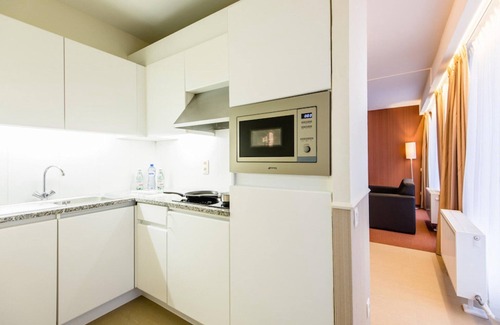Antwerp Apartment | Modern apartment in Antwerp with terrace