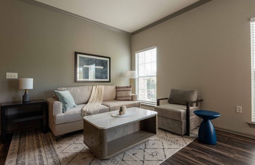 Cedar Park Apartment | Modern Apartment in Prime Location (ID3301X20)