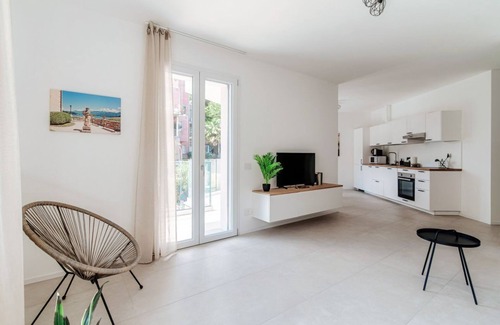 Como Apartment | Modern apartment just minutes from Como Center and Cernobbio (MENAGGIO)