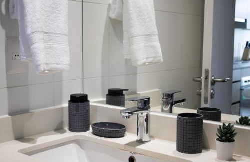 Santiago Apartment | Modern apartment near the Subway and Plaza Egaña Mall