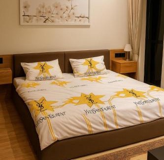 Muscat Apartment | Modern Apartment with Mountain View & Jacuzzi - Room with private bathroom in a flat