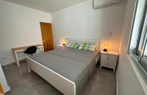 ProCab Apartment | Modern apartment with outdoorkitchen and saltwaterpool