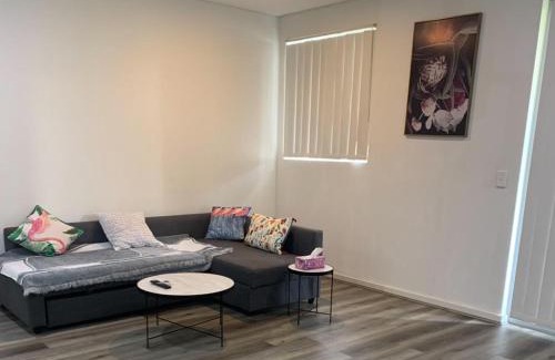 Liverpool Apartment | Modern APT in Liverpool CBD