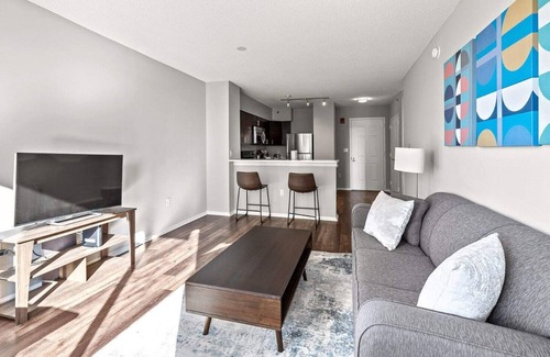 White Plains Apartment | Modern Apt Near Downtown