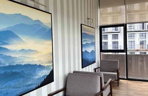 Damansara Perdana Apartment | Modern Artsy Suite with Love
