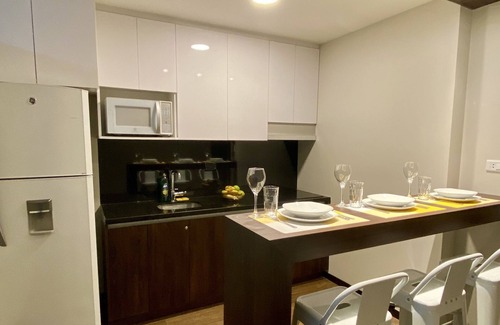 Santa Cruz Apartment | Modern loft with views of the city, Impeccable!