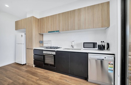 Reservoir House | Modern Brand New Townhome in Reservoir in the centre of everything