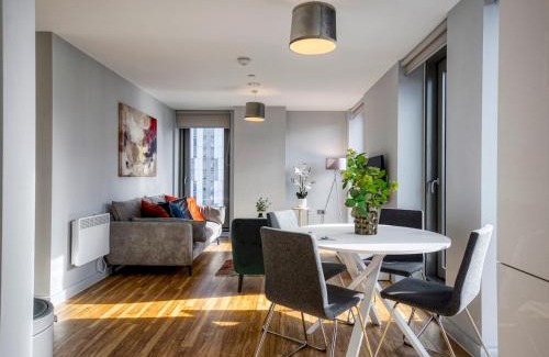 Salford Apartment | Modern Bright Apartment Media City Pass the Keys