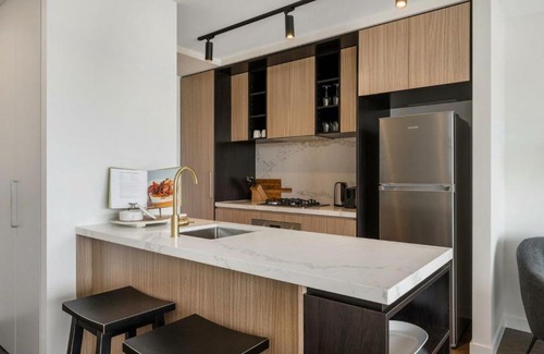 Brunswick Apartment | Modern Brunswick