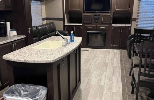 Gatlinburg - Pigeon Forge House | Modern Camper in the Smokies