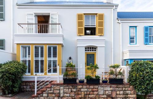 Kalk Bay House | Modern Coastal Townhouse at The Majestic