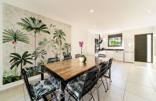 Manapany-les-Bains House | Modern, comfortable villa with jacuzzi