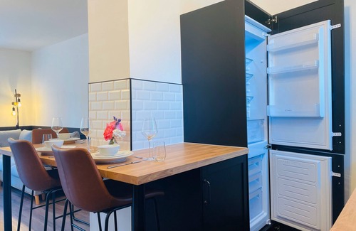 Genouillac Cottage | Modern Cottage on grounds of Chateau de Bruges with Shared pool and grounds.