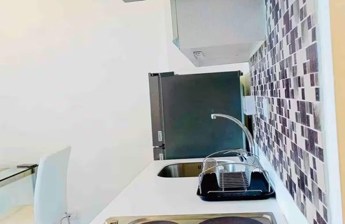 Don Bosco Condo | “Modern Cozy Unit with Balcony & Fast Wi-Fi – Near SM Bicutan”