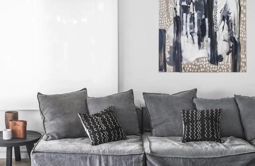 Safety Beach Apartment | Modern decor, private entrance for guests ensures complete privacy