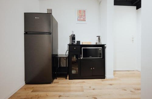 Barmbek-Sued Apartment | Modern Design Loft 6P in central Hamburg, incl Private Parking