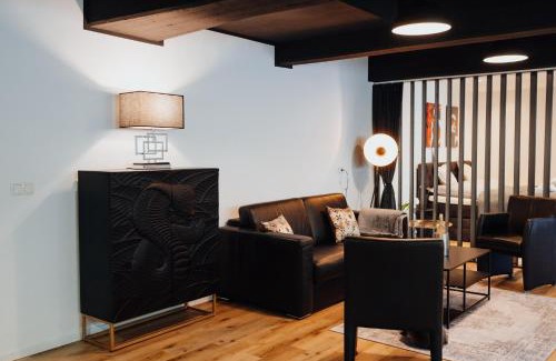 Barmbek-Sued Apartment | Modern Design Loft 6P in central Hamburg, incl Private Parking