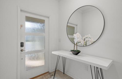 Kissimmee House | Modern design near Disney Top resort