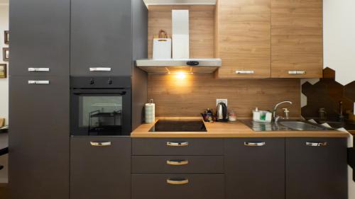 Stadera Apartment | Modern Flat - Via De Sanctis 61 Metro & WiFi