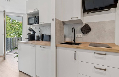 Bietigheim-Bissingen Apartment | Modern, freshly renovated apartment with beautiful balcony in Bietigheim-Bissingen