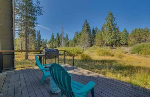 Truckee House | Modern Gambrel Cabin Near Ski Resorts