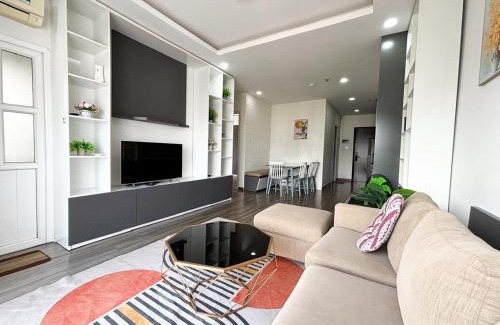 Son Tra Apartment | Modern Garden Apt by Dragon bridge