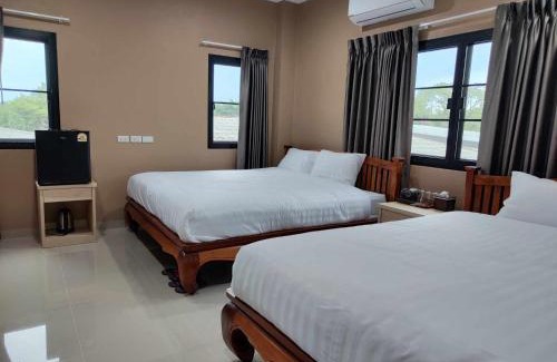 Hai Ya Hotel | Modern House CNX