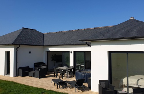 Pordic House | Modern house facing fields, 4 minutes from the beach