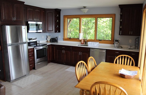 Hammondsport House | Modern Lakefront home