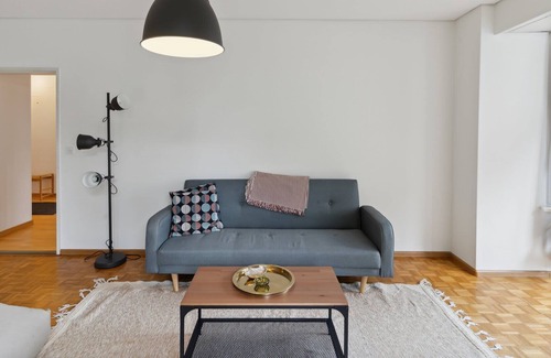 Hochschulen Apartment | Modern Living in Zurich: Finest Flat