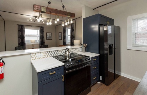 West Des Moines Apartment | Modern Loft in Valley Junction!