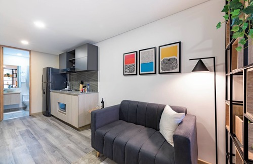 Zona Rosa Apartment | Modern Loft Zona T W/Fast Wi-Fi/Unique Location