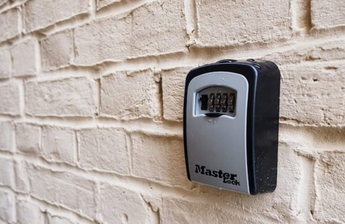 Maidstone Apartment | Modern, Luxurious, 4-Bed Home in the Centre of Maidstone