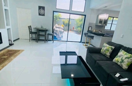 Sonsonate House | Modern Luxury Home