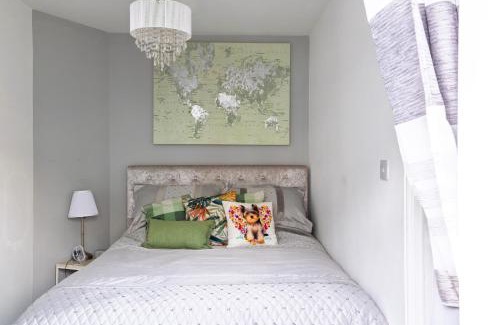 Rainham House | Modern Medway Bungalow - 3BR Garden & Free Parking, Kent