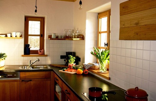 Geiersthal Apartment | Modern mountain hut with large wooden veranda
