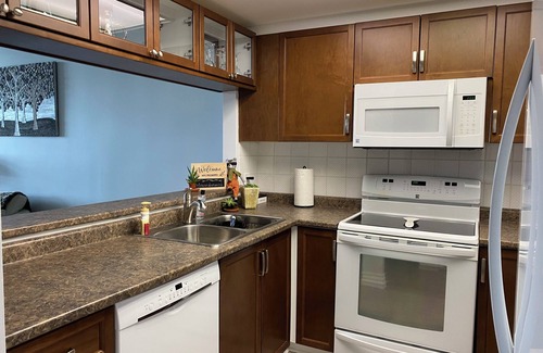 Huntsville Condo | Modern Muskoka Executive 1 bedroom Loft/Condo