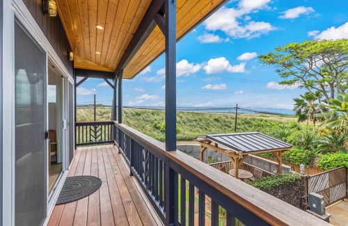 Paia Apartment | Modern ocean view suite walking distance to the coolest beach town in Maui