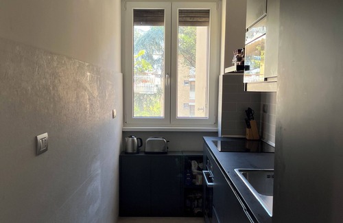 Tor di Quinto Apartment | Modern one-bedroom apartment with terrace