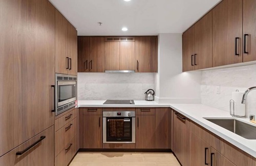 Union Square Apartment | Modern Private 1BR Apt. | SOMA San Francisco CA | + Amenities
