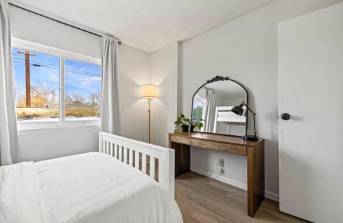 Lancaster House | Modern Private 3B-2BA Home and Spacious Yard