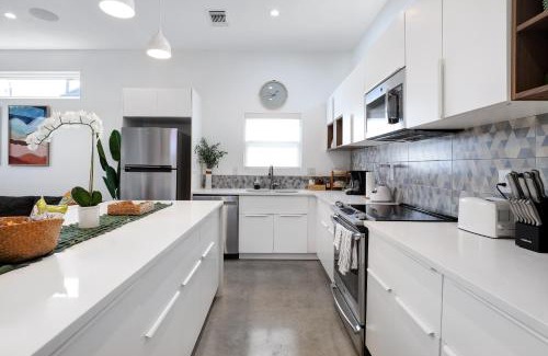 Eastside Promise Neighborhood House | Modern Sa Home Nr Dt River Walk Alamo Wifi