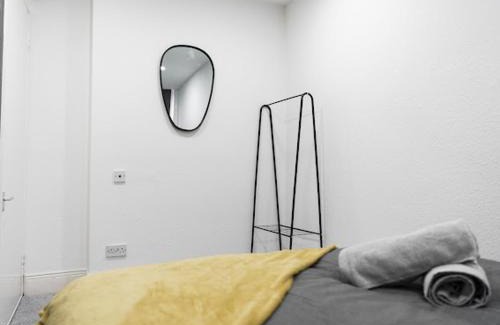 Fenham Apartment | Modern spacious 2bedroom apartment by Zone