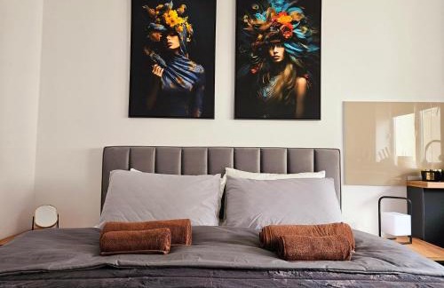 Onesti Apartment | Modern Studio 3