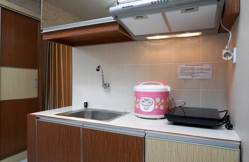 Depok Apartment | Modern Studio Apartment at Cinere Resort