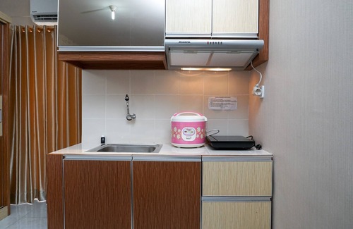 Depok Apartment | Modern Studio Apartment at Cinere Resort