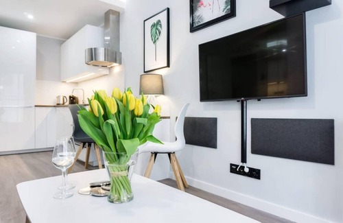 Old Town Apartment | Modern Studio Apartment